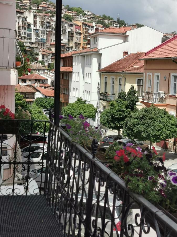 Къща За Гости Дарая فيليكو ترنوفو المظهر الخارجي الصورة